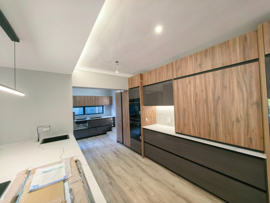 4 Bedroom Property for Sale in Welgelegen Western Cape